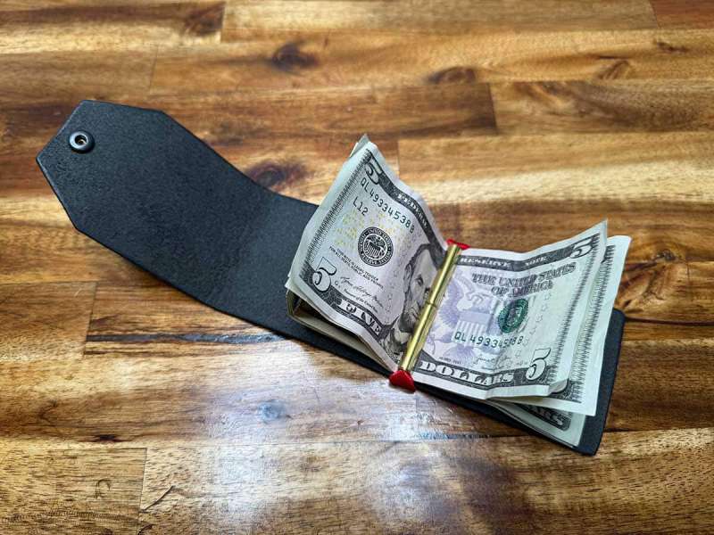 haptic wallets 3