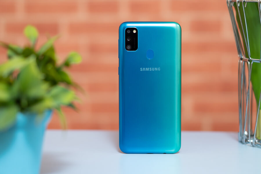 samsung galaxy m30s design