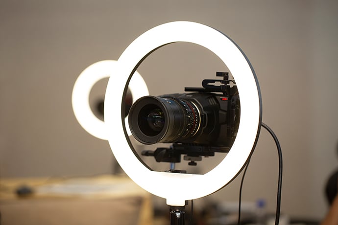 Use Two Ring Lights